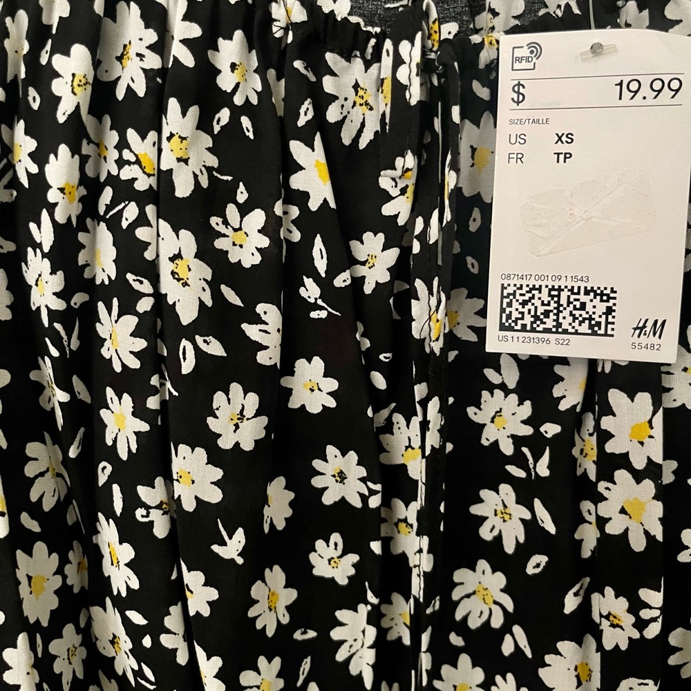 Flowery blouse crop top